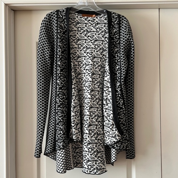 Belldini Sweaters - Belldini black and white patterened cotton cardigan, Size S